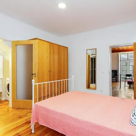 Alfama First Floor Apartamento Lisboa