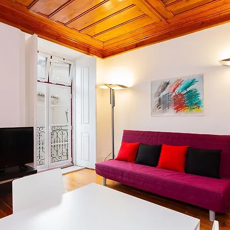 Alfama First Floor *